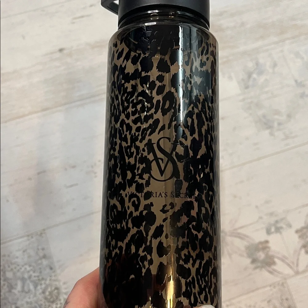 Victoria's Secret On Point Kit Black Leopard Water Bottle with Pink Sweat Towel